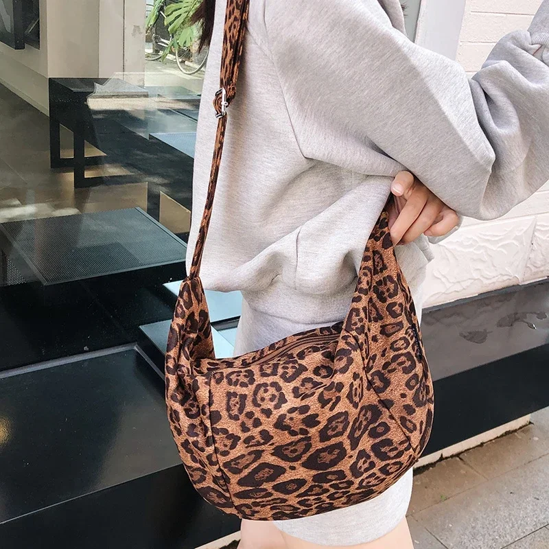 

Zipper Leopard Print High Quality Ladies Shoulder Bags Large Capacity 2025 Hot Sale Crossbody Bags for Women Sewing Thread