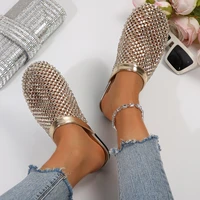 Femmes pantoufles été 2025 nouvelle marque de luxe pantoufles léger tête ronde chaussures eau diamant grandes sandales plates diapositives femmes 2
