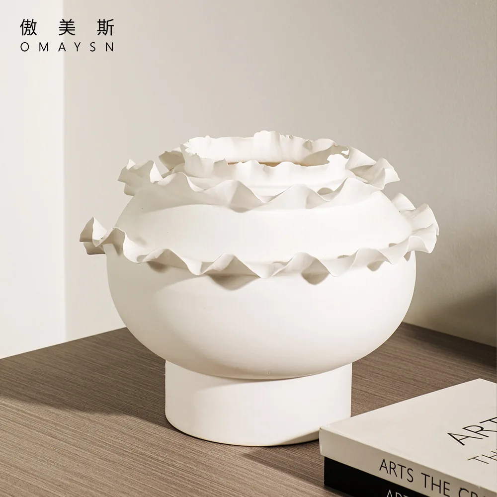 Handmade ceramic vase creative ceramic pinched flower vase ornament niche decoration