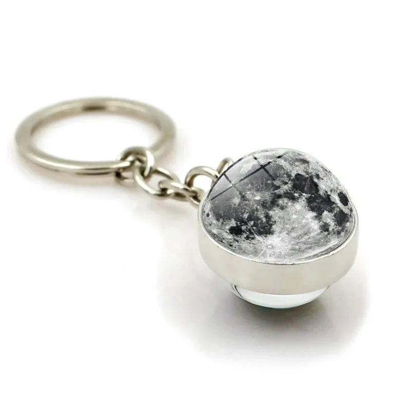 car Keyring Solar System Planet Galaxy Nebula Space for Mercedes Benz Generation F800 A200 GLE63 GLE450 B200 B150