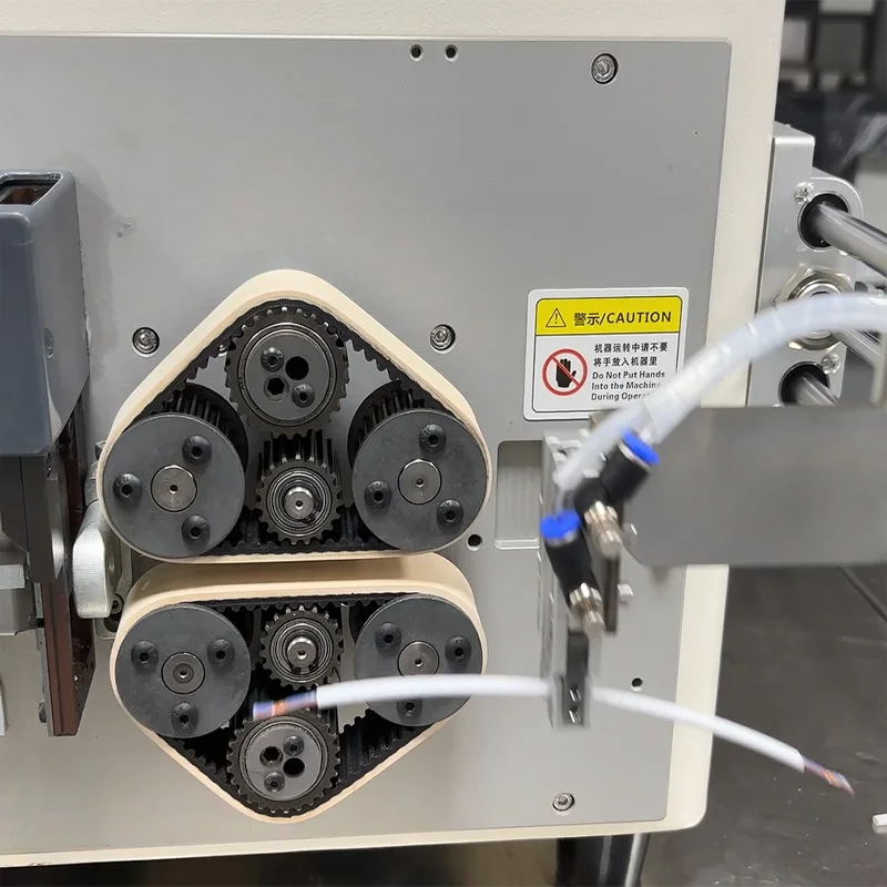 Automatische kabelproductieapparatuur Draadsnijden Strippen Meter Tel- en schilmachine