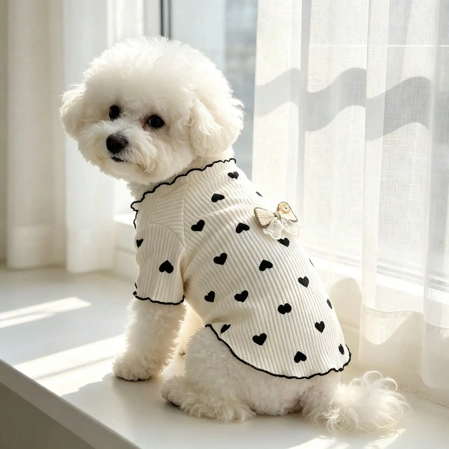 1 Stück geripptes Oberteil mit Herzmuster für kleine Hunde mit Spitzenschleife, lässiges Haustier-Shirt – Detail 7