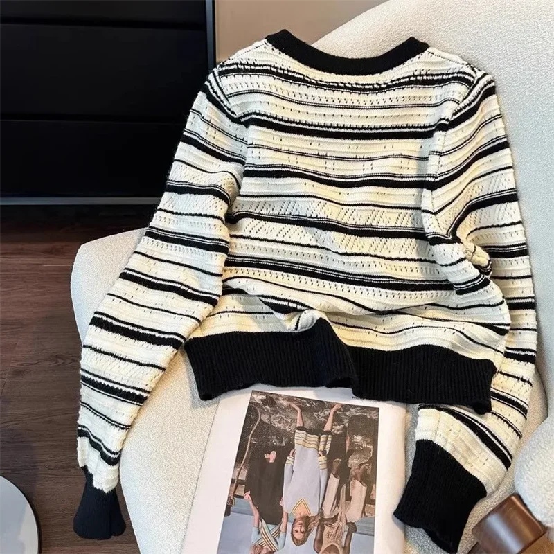 Autunno inverno maglione corto donna 2024 nuova moda sciolto Casual top Stripe maglieria Cardigan Bowknot bottone capispalla femminile