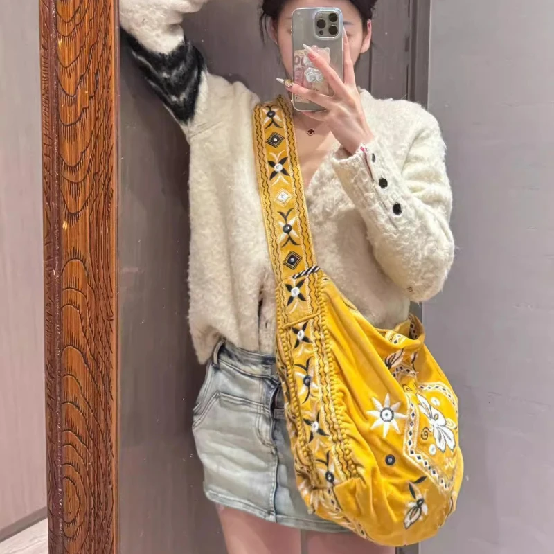 

High Quality Original Design Velvet Embroidery Fringe Cloth Bag Shoulder Large Capacity Cross Body Tote Bags for Women