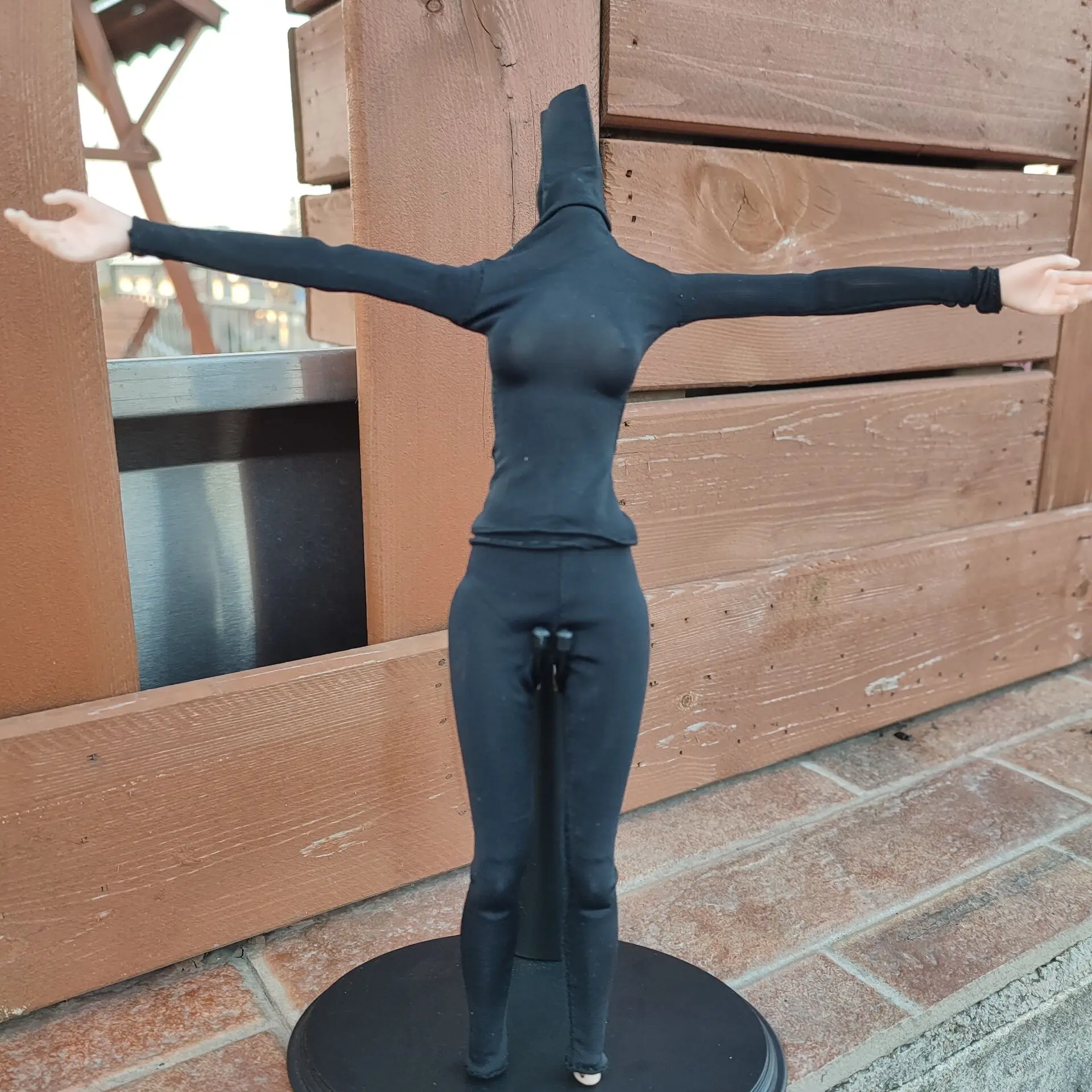 VSTOYS 18XG24 Zestaw ubrań dla kobiecej figurki akcji w skali 1/6: dopasowany top z długim rękawem i wysokim kołnierzem, pasujący do 12-calowych figurek żołnierzyek.