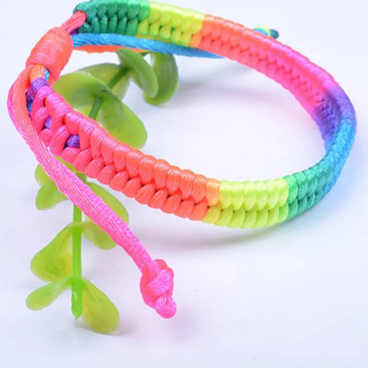 

1 рулон, простая веревка ручной работы, красочный шнур для ювелирных изделий своими руками, браслет с китайским узлом, ожерелье, принадлежности для рукоделия, веревка ручной работы