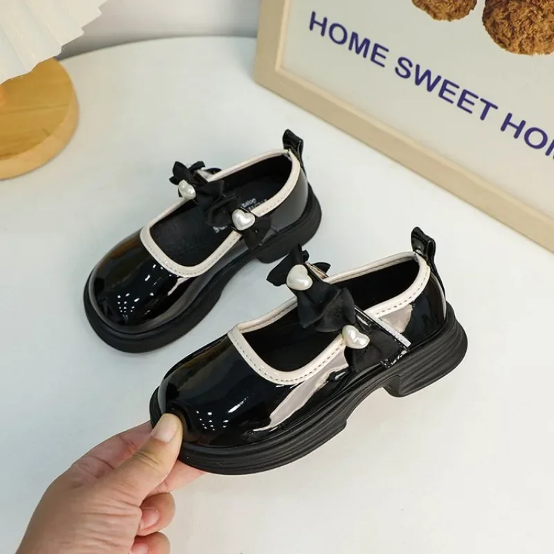 

Black School Girl Shoes Glossy PU Children Leather Shoes Spring Autumn Versatile Kids Causal Platform Mary Jane Shoes Non-slip