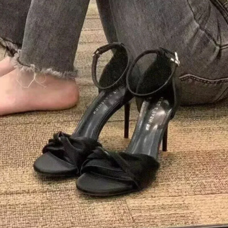 

Fashion Women's Sandals Platform Party Pumps PU 12CM Thin Heels Summer Buckle Strap One Character Strip Women Luxury Shoes