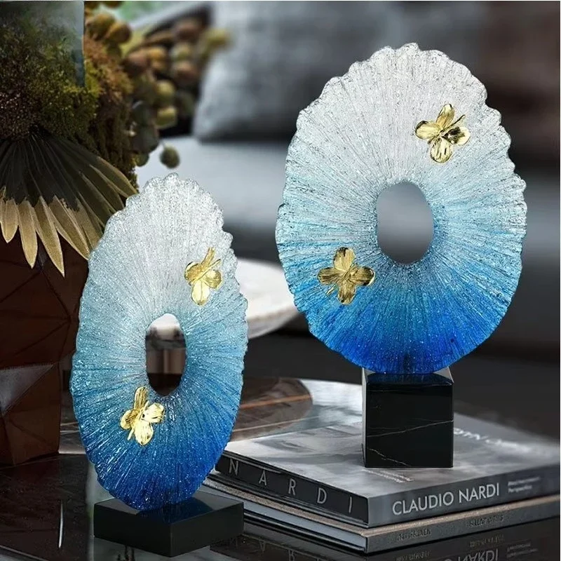 Blue and white gradual change irregular round desktop decoration modern simple transparent resin marine decoration home