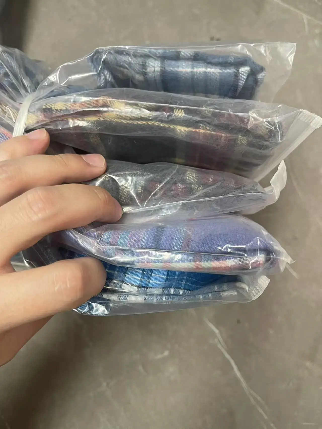 

Y2K Harajuku Ретро Американские джинсы для мужчин Готические хип-хоп уличные повседневные мешковатые синие джинсы Новые модные универсальные расклешенные джинсы