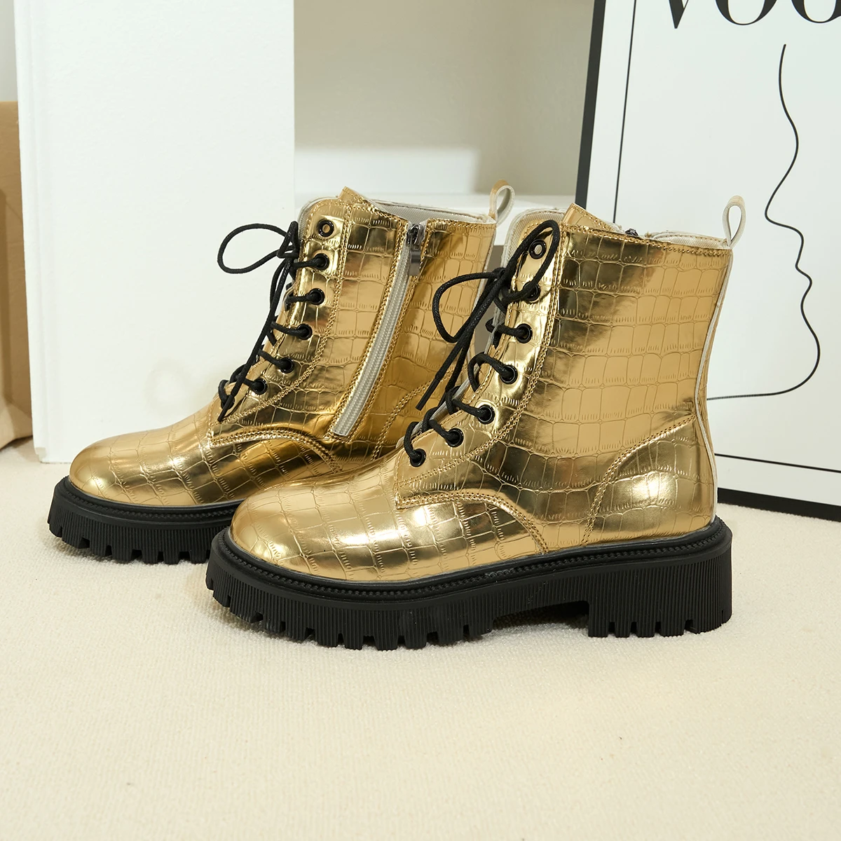 British style autumn women's thick-soled shoes fashionable lace-up round-toe ankle boots women's thick heel women's short boots