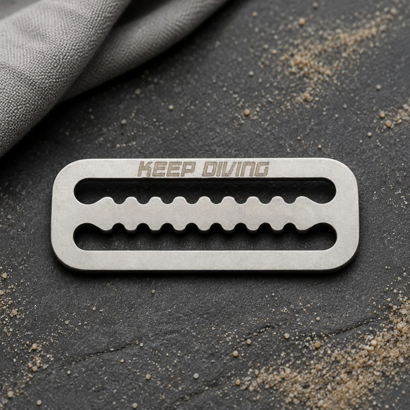 61-mm-stainless-steel-buckle-corrosion-resistant-ladder-lock-buckle-dive-strap-keeper-long-lasting-diving-harness-stopper-easy