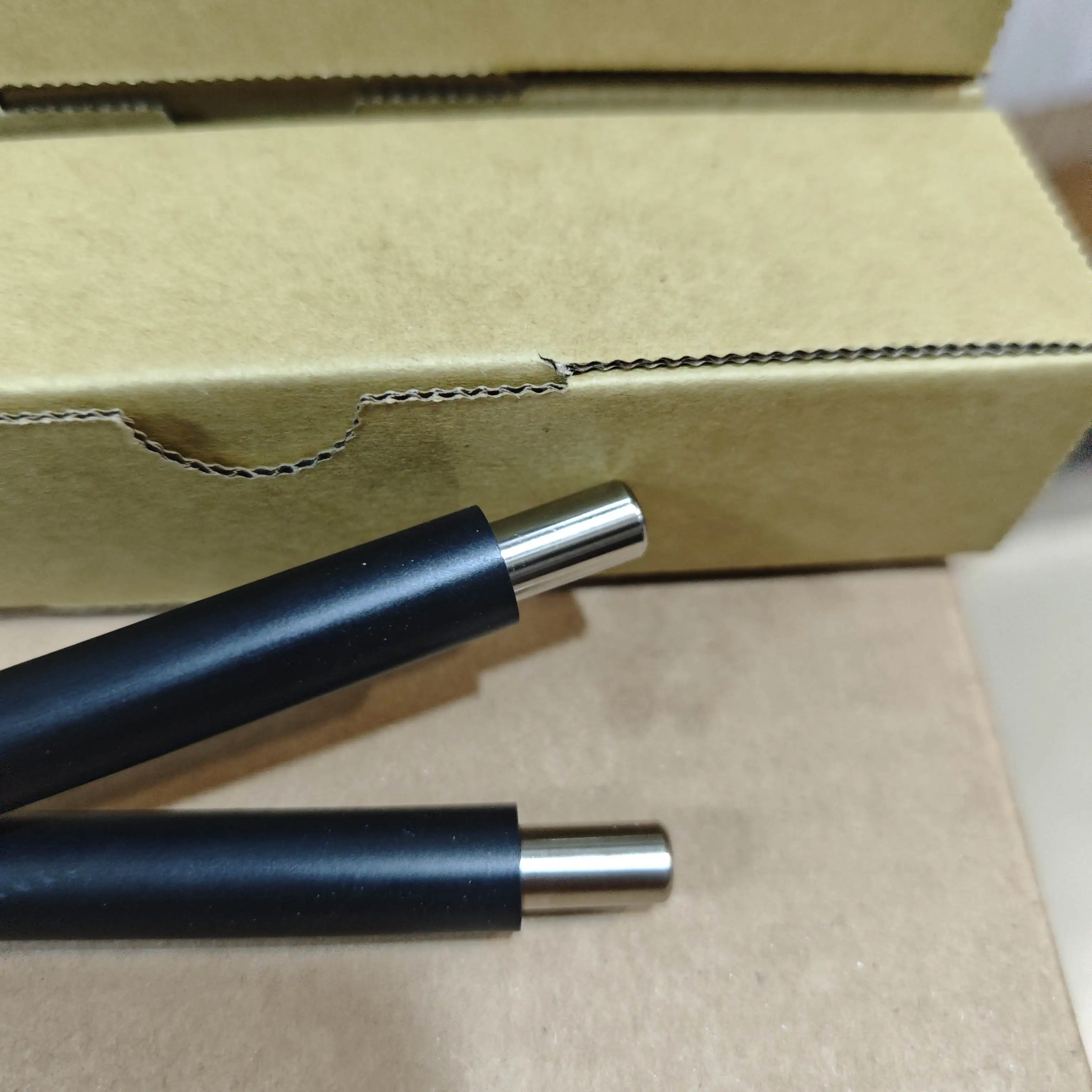 

5X MC-8720 Ролик первичной зарядки для Kyocera 3050ci 3550ci 4550ci 5550ci 6550ci 7550ci 3051ci 3551ci 4551ci 5551ci 6551ci 7551ci