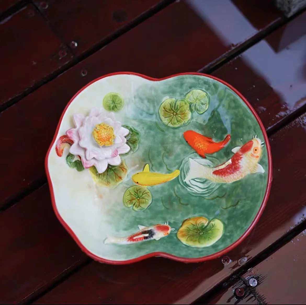 

DSA traditional underglaze colored fish play lotus leaf east candy bowl dried fruit plate pastry plate home three-dimensional