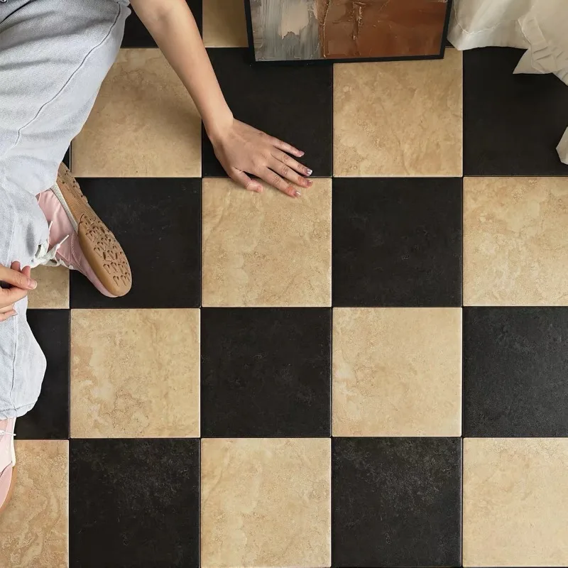 Mid-style beige limestone floor tiles, coffee shop bathroom checkerboard tiles, off-white imitation stone pattern small square