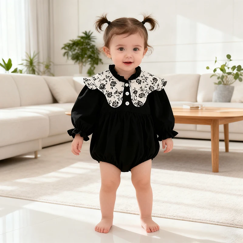 2026 ربيع جديد الرضع ارتداءها 0-24 متر الوليد فتاة رومبير الرجعية التطريز طوق رومبير القطن طويل الأكمام الطفل بذلة