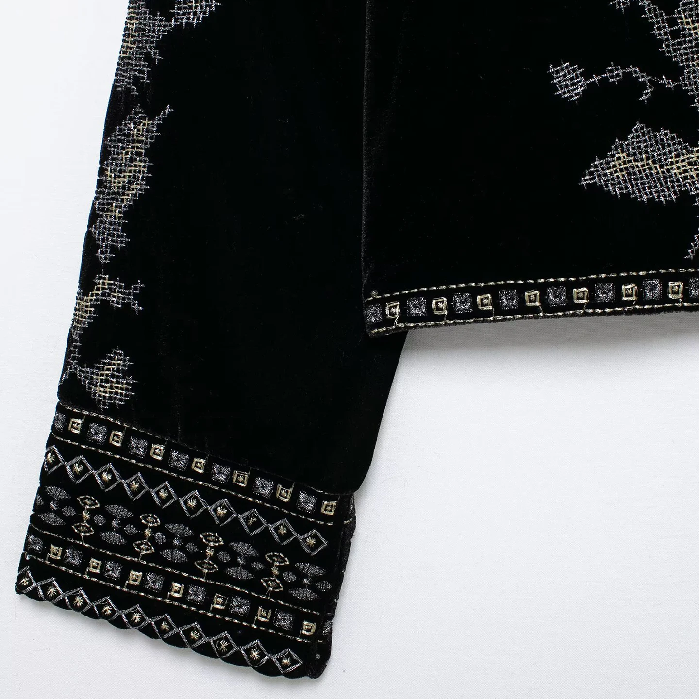 Z Damen Faionable bestickte, lockere, vielseitige Oberbekleidung 2025, neue Sle Stand Fit Ort Mantel, Pflanzenblumenmuster