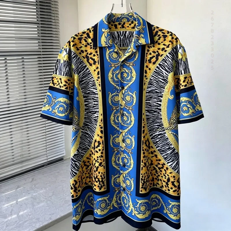 2026 Sommer Neue Herrenmode Barock Bedrucktes Kurzarmhemd Lockerer Kragen Outdoor Freizeit Urlaubshemd Retro Herrenbekleidung