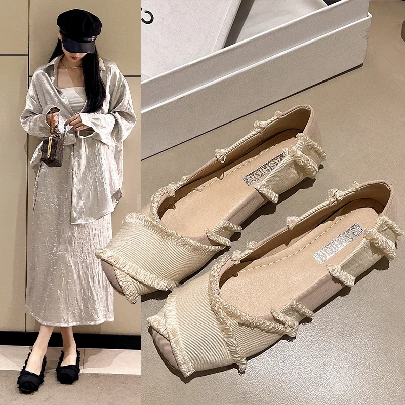 Women's Loafers Autumn Slip-On Flat Women's Shoes Shallow Mouth Round Toe Fashion Low-top Shoes Casual Mid-Heel Walking Shoes