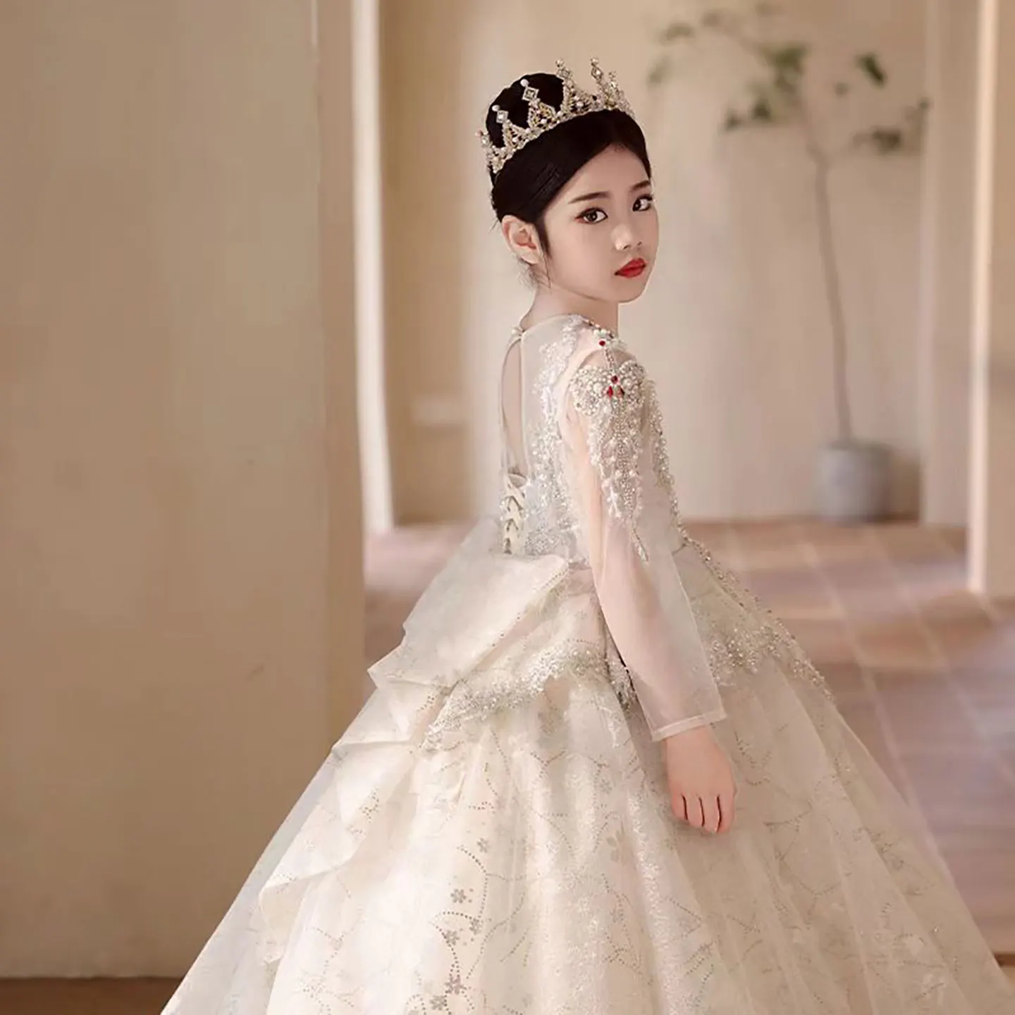 Jill Wish J003 Luxury White Dubai Girl Dress Beaded Crystal Long Sleeve Princess Kids Wedding Birthday Party Long Ball Gown