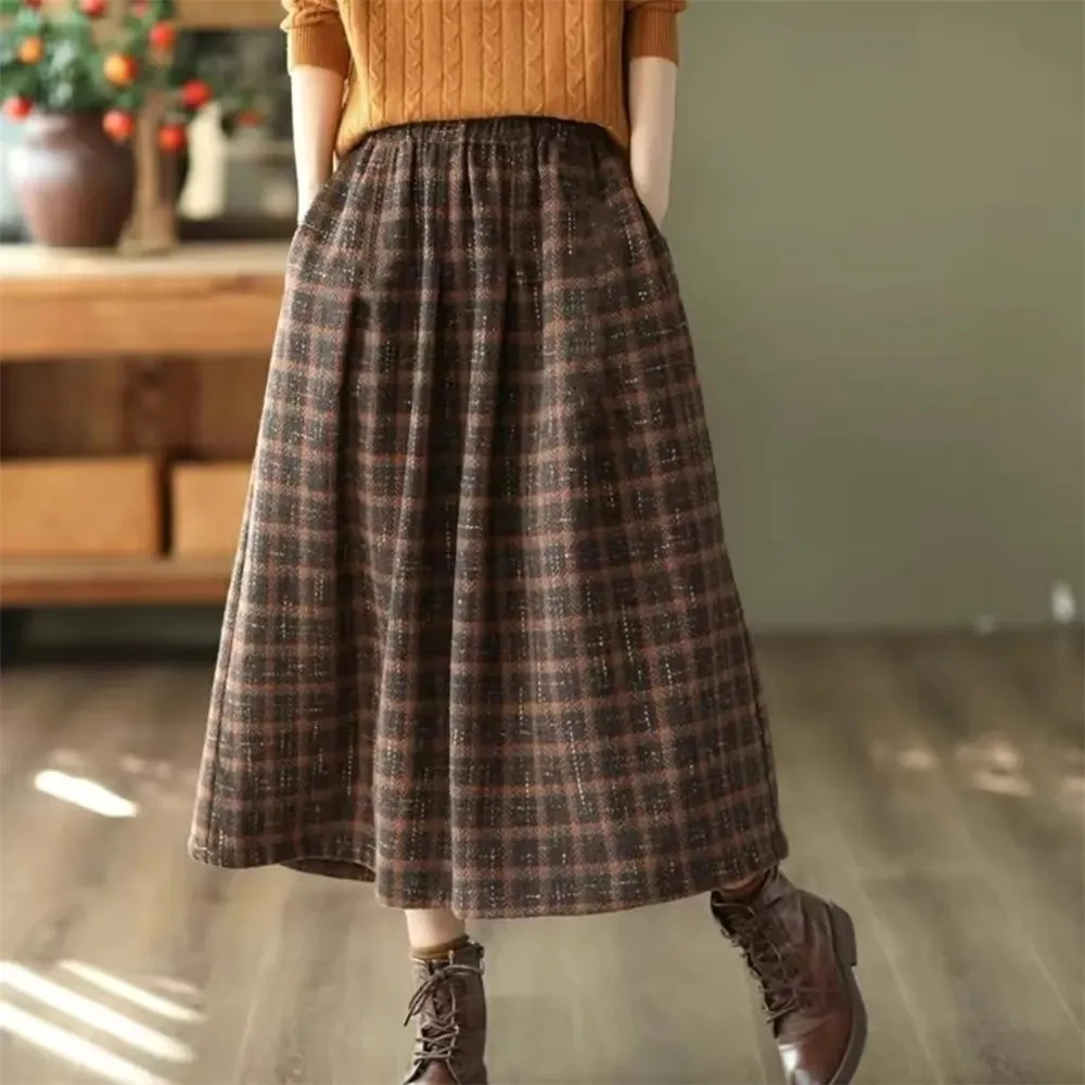 

Vintage Thickened Woolen Skirt Women Winter Autumn Plaid A-Line Skirt Mom Loose Elastic High Waist Slimming Mid-Length Skirt