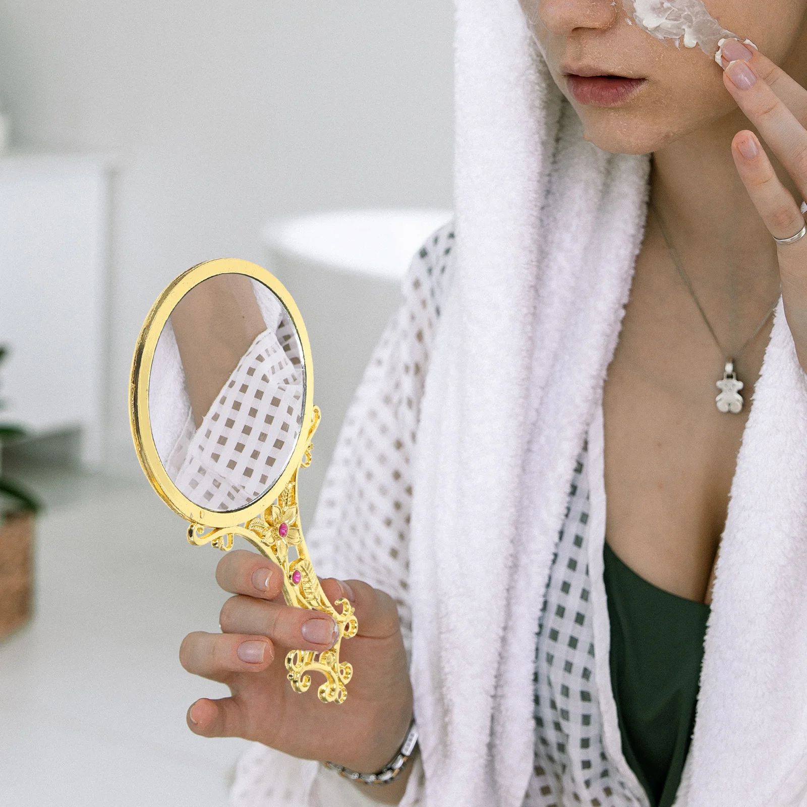 

1Set Retro Floral Comb Set Handheld Makeup Mirror Foldable Vintage Mini Vanity Portable Mirror for Travel Women Gift