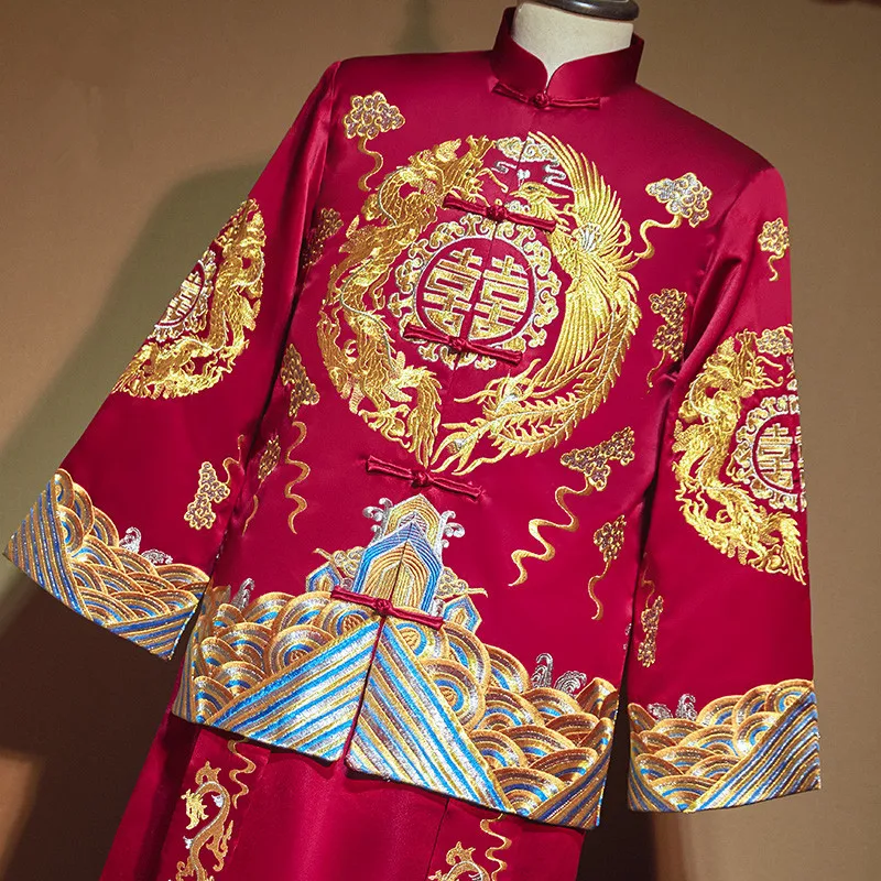 Costume de mariage Royal pour hommes, longue Robe classique brodée de Dragon, Style chinois, pour spectacle sur scène, vêtements pour toasts