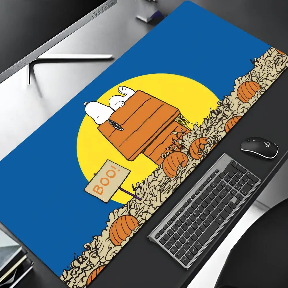 Cute Anime S-Snoopys Mouse Pad Cartoon Lockedge Large Gaming Pad Computer Gamer Keyboard Mat Desk Mousepad PC Desk Pad