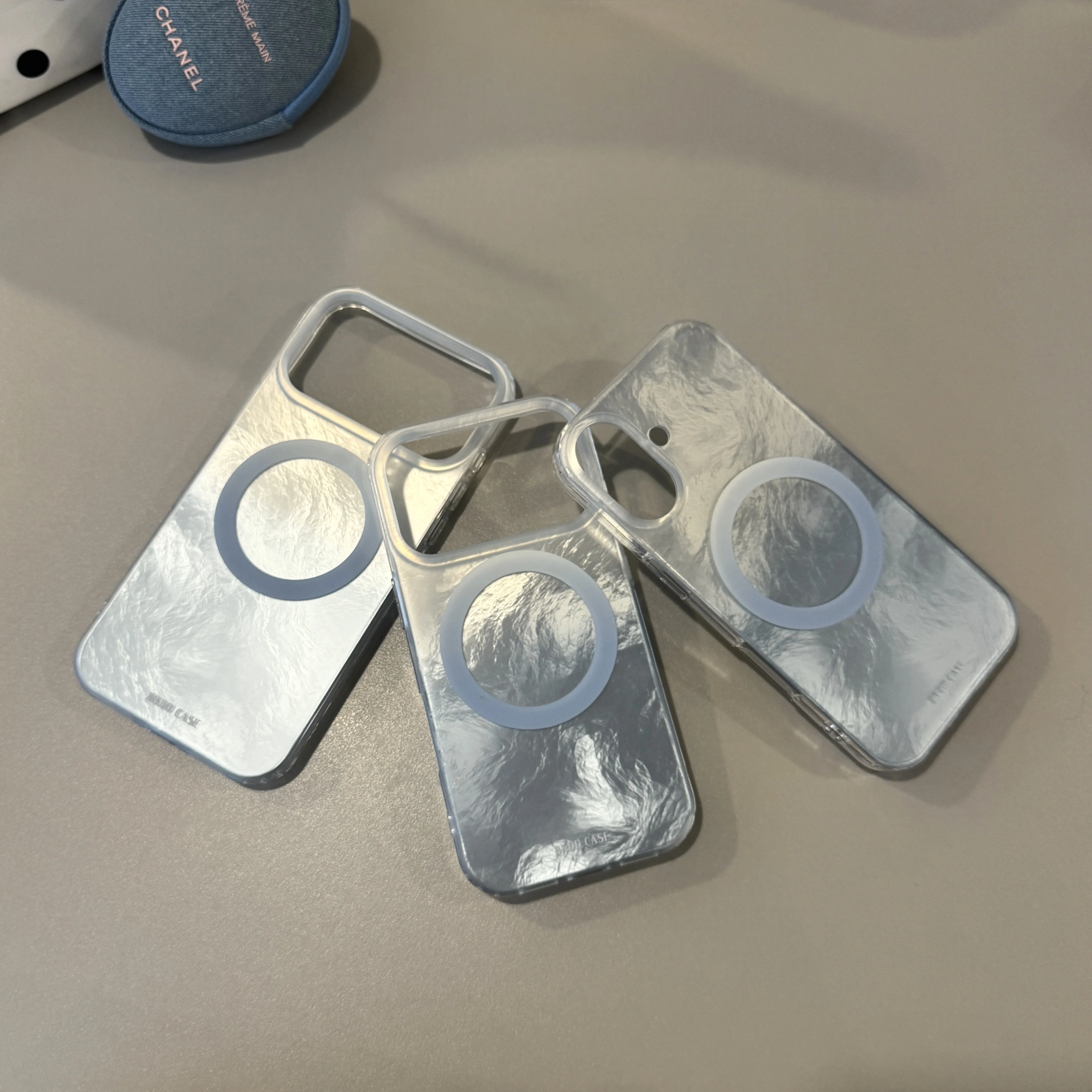 Simple Gradation Blue Tin Foil - Apple Iphone 15 Pro Max review and price