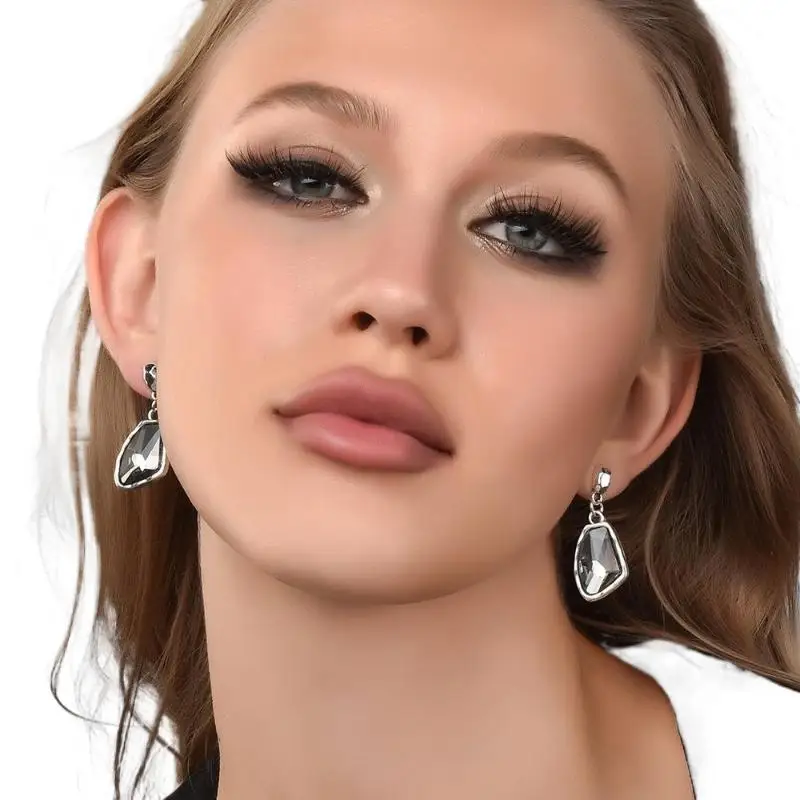 Minimalist Sparkling Black Rhinestone Drop Earrings Women Exquisite Geometric Pendant Earrings Jewelry Gifts view 6