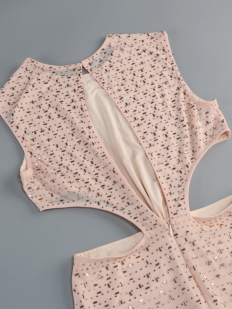 فستان طويل بدون أكمام من VC رومانسي مزين بالترتر الوردي مع قطع تفاصيل لثوب Galas الصيفي