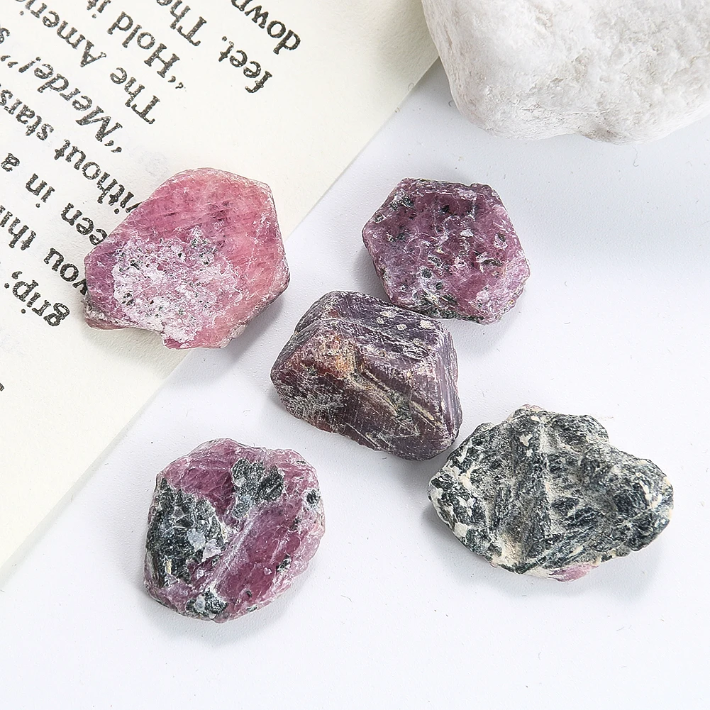 Natural Red Corundum Gravel Mineral Raw Stone Home Collection Craft Stone Ornaments Aquarium Decoration Accessories