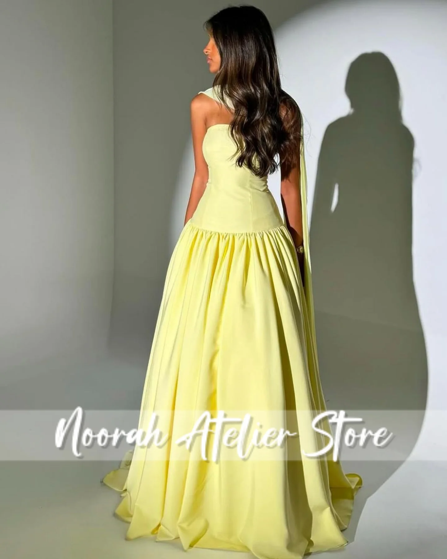 Light Yellow Strapless Aline Saudi Arabia Luxury Evening Dress 2025 Scarf Wedding Dresses فساتين سهرة Long Prom Gown Customized