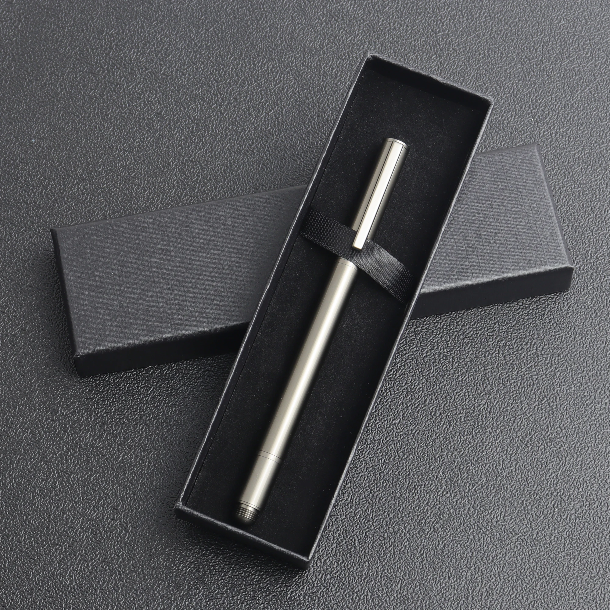 

1 шт. в коробке, набор двухсторонних ручек премиум класса с карандашом и черными чернилами-стильный дизайн, плавное письмо, металлический корпус