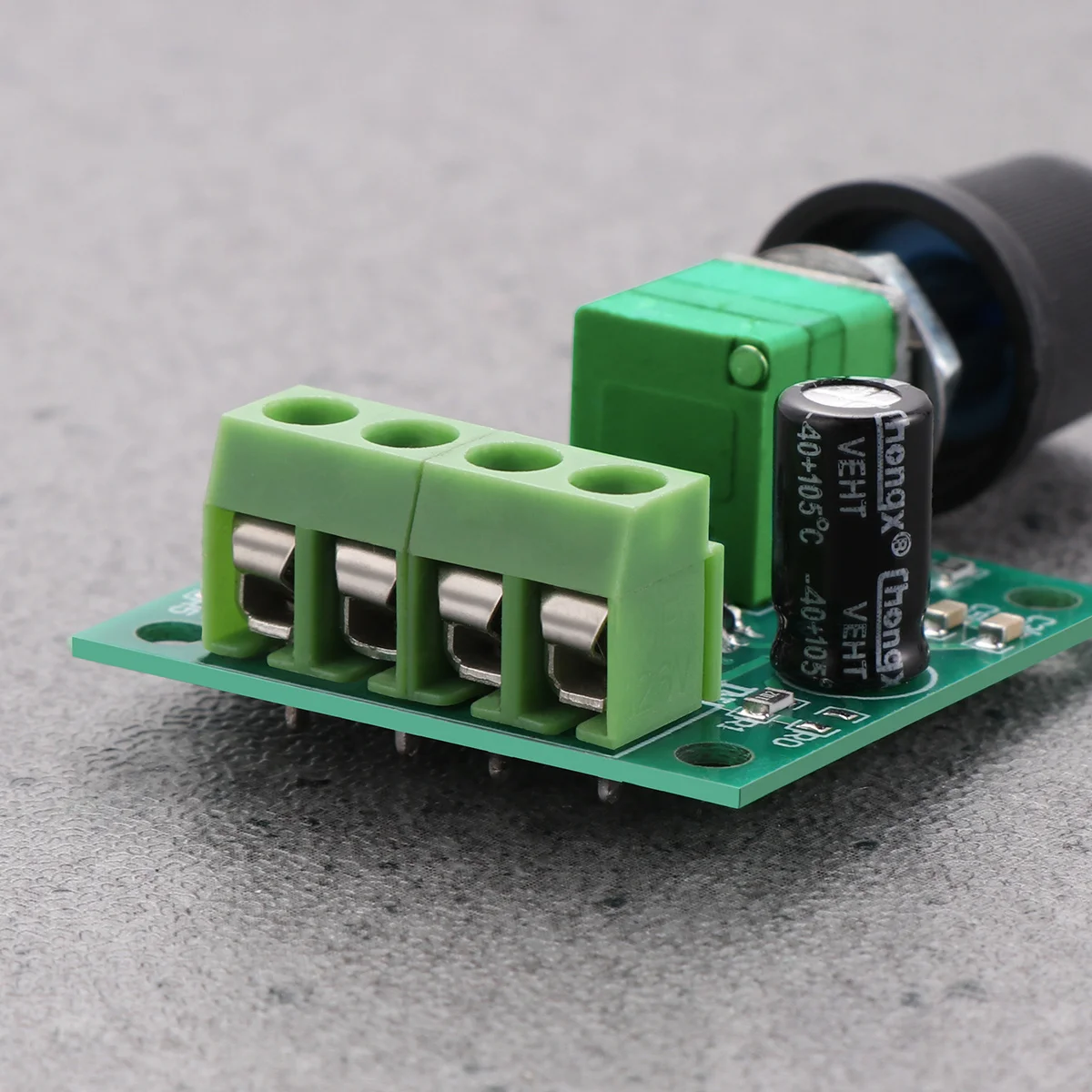 

Pwm Motor Controller 1.8V 3V 5V 6V 12V 2a Adjustable Duty Cycle 0-100 Power-on LED Durable Easy to Use Motor Controller