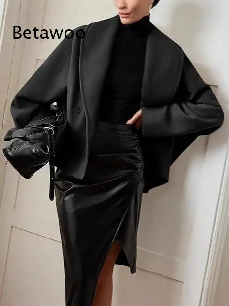 Women's Double-Breasted Short Coat with Lapel, Loose Fit Solid Color Wool Blend Jacket for Autumn Winter Casual and Office Wear