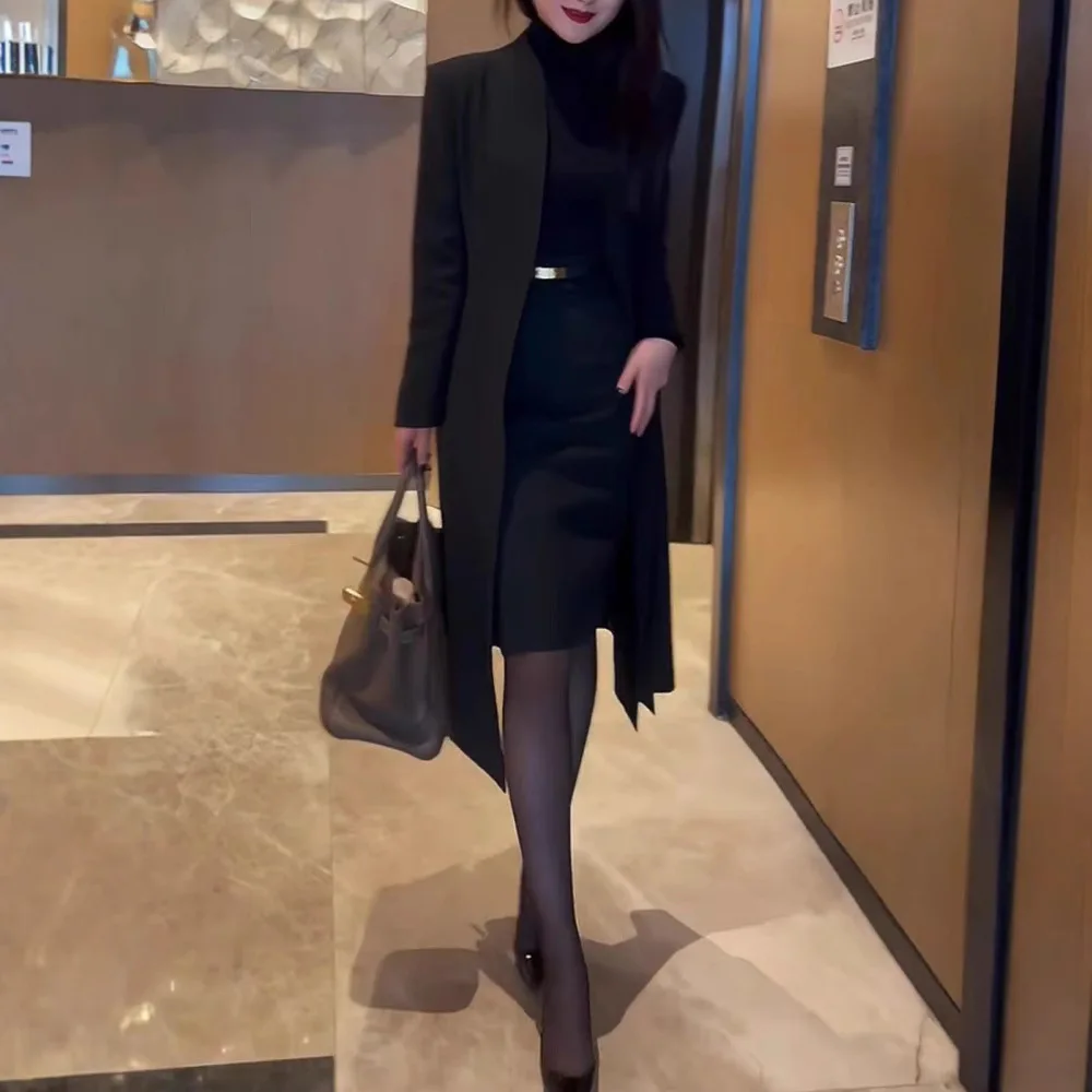 2025 Fan Medium and Long Coat Slim-fitting Bottoming Shirt Skirt for Thin Women