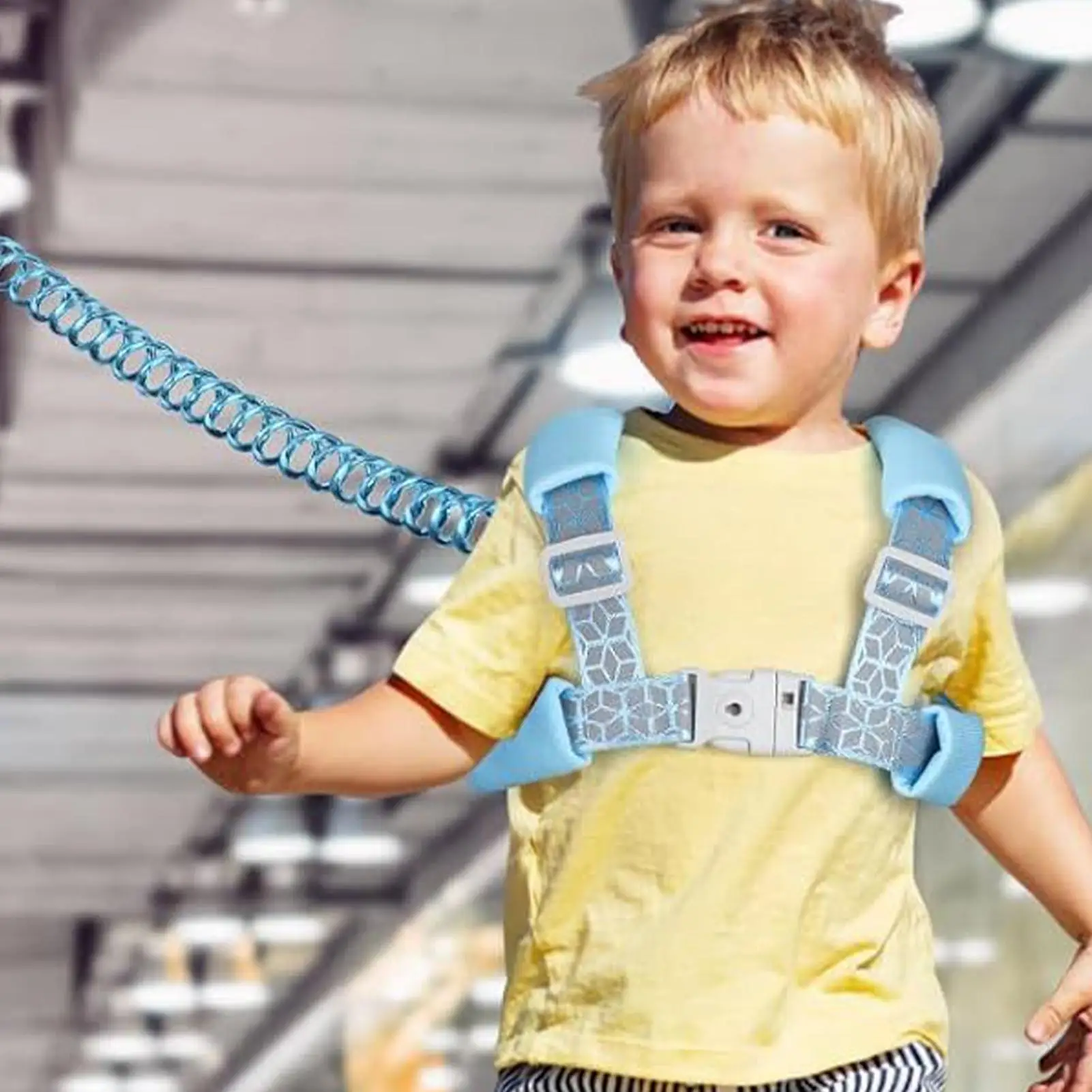 

Kid Harness With Leash Anti-Lost Wrist Link Reflective Harness Adjustable Anti-Lost Wrist Link With Lock For Outdoor Travel