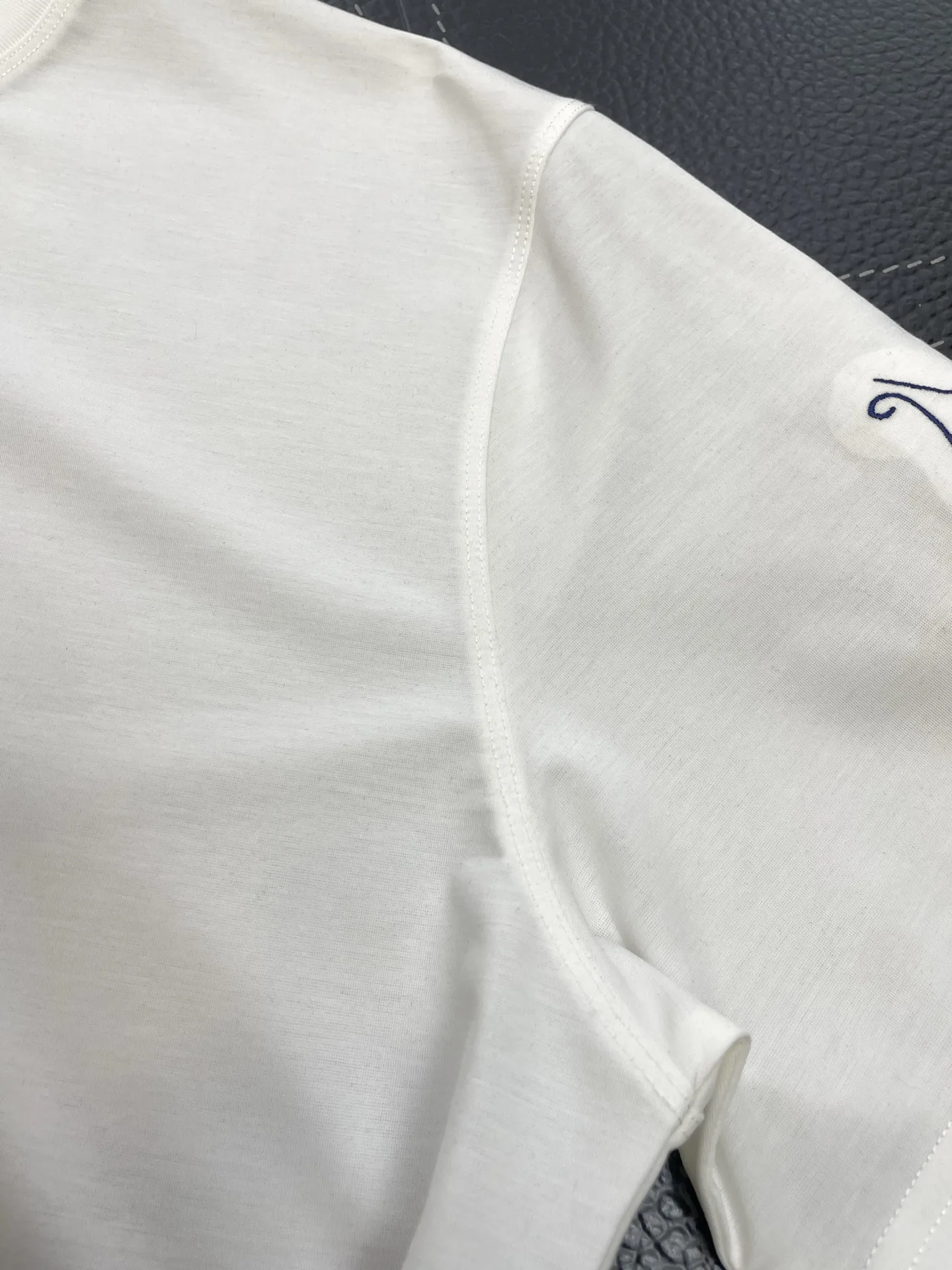 

SIJITONGDA 2025 Spring/Summer New Men's Round Neck Silk Cotton Short Sleeve T-shirt Size M-XXXL