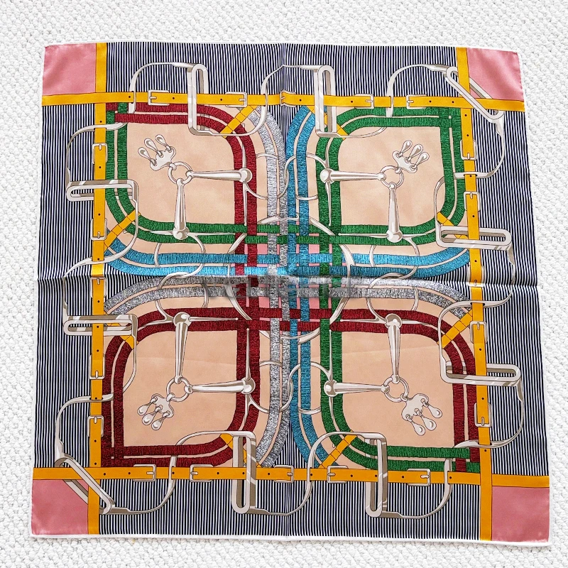 

Double Sided Print Silk Scarf 70cm Luxury Designers Twill Bandanas Shawls Neck Head Accessories Bag Hand Decoration