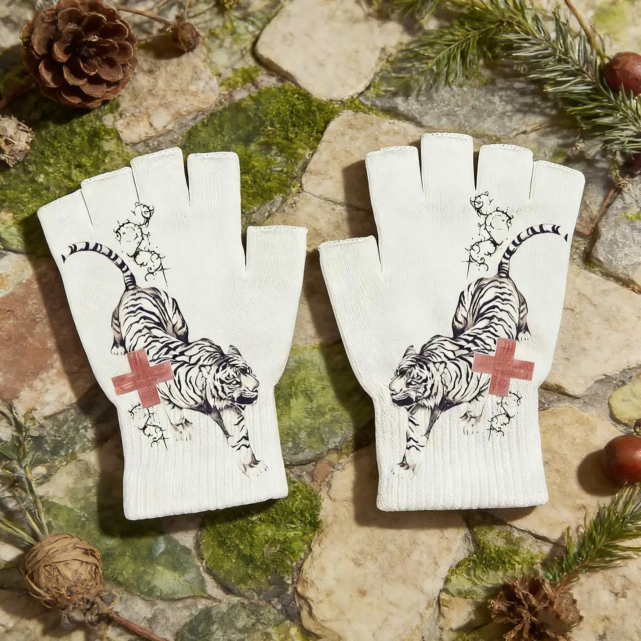 Millennium tiger print American-style funny Y2K gloves suitable for all seasons, accessories, cosplay gloves