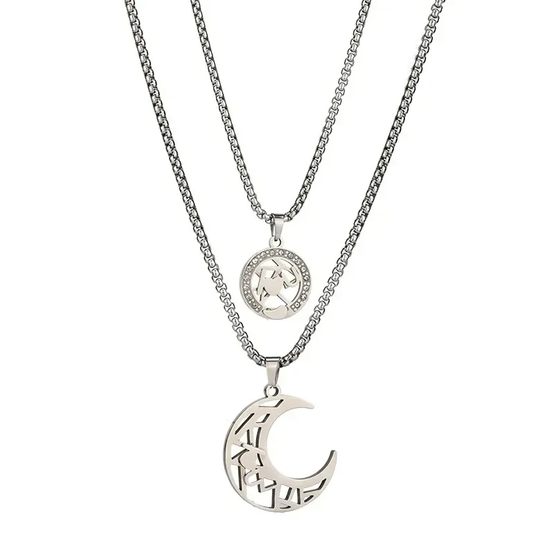 

A pair of sun and moon, titanium steel fashion clothing necklaces, and a unique patchwork sun and moon pendant
