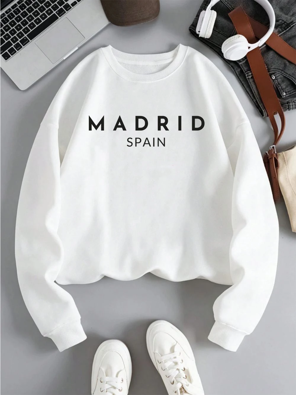 Madrio Spain Letter Print Women Sweatshirts O-Neck Autumn Pullovers Loose Y2K Clothes Fleece All-Match Woman Sportswear