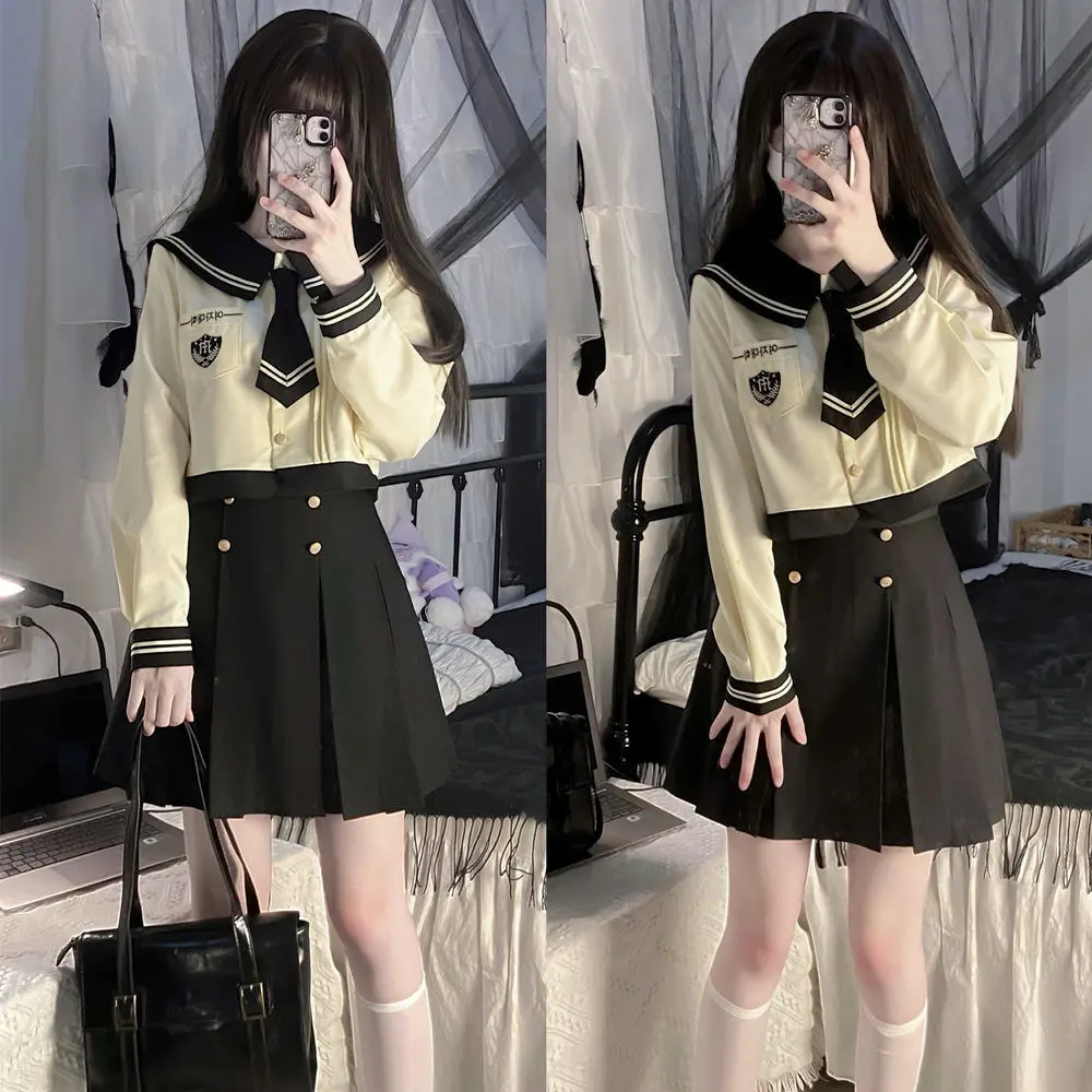 

Japan Authentic Kawaii School Uniform Women Autumn Korea Cute Girl Cosplay JK Uniform Long Sleeve Sailor Top And Mini Pleated