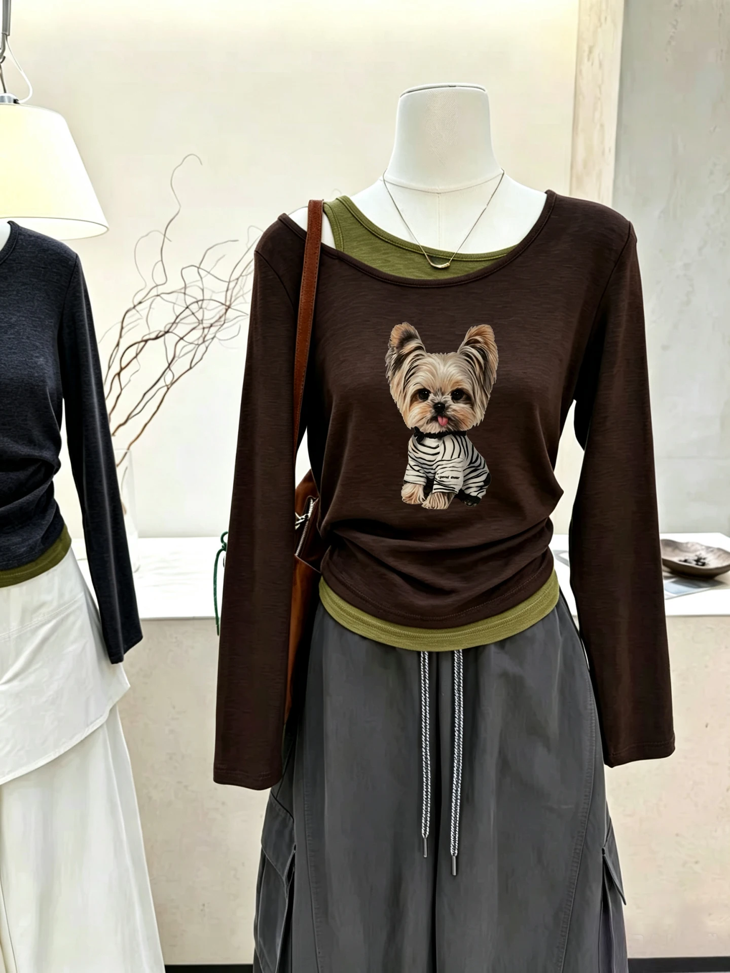 Slimming Long Sleeve Printed T-Shirt Women's Autumn New Style Shoulder Bared Slant Collar Versatile Cotton Top Anti-Aging