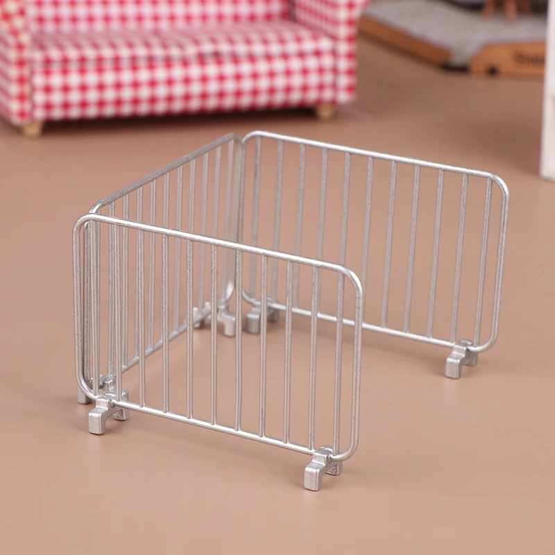 Simulation de maison de poupée en métal, protection de la circulation, clôture, modèle de garde-corps, Mini Station de décoration, accessoire de Construction de Micro scène, 1 pièce