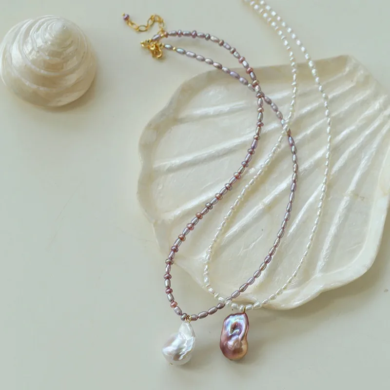 

Ins модное ожерелье с подвеской из жемчуга основного цвета в стиле барокко, женское простое атмосферное фиолетовое ожерелье из рисового жемчуга