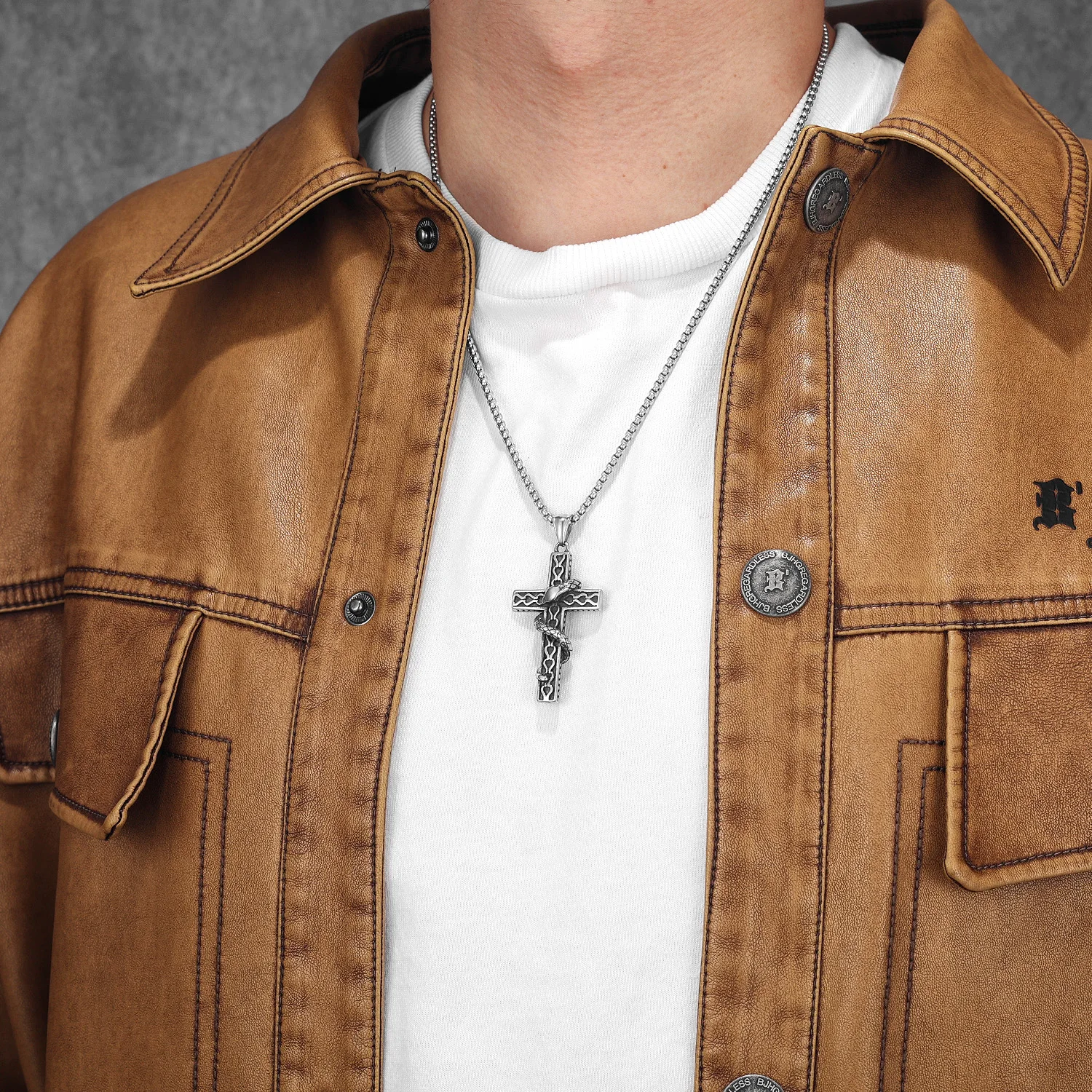 Cross Snake Men Necklaces Stainless Steel Pendant Chain Women Simple Fashion Jewelry Punk Amulets Accessories Gifts Wholesale