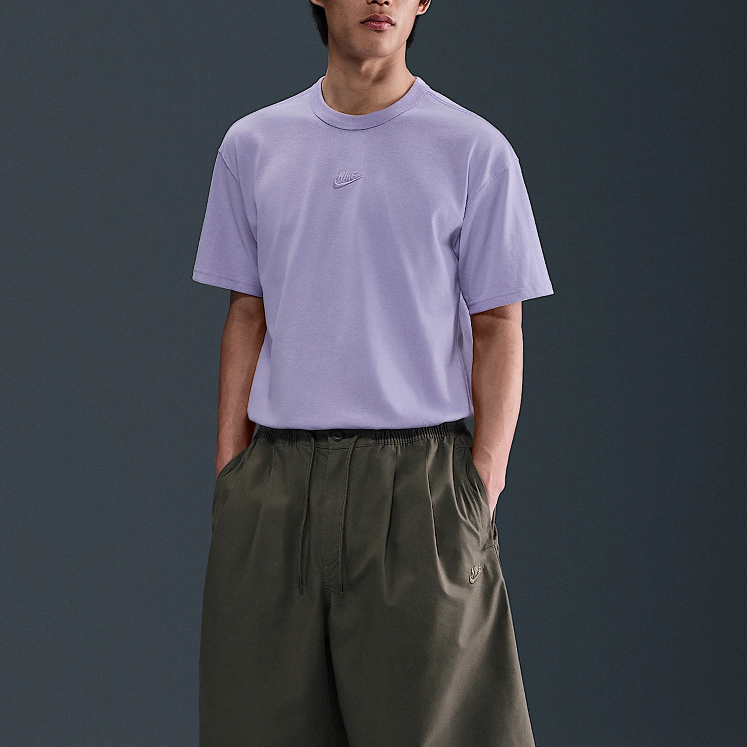 

Nike genuine Sportswear Men's Loose-Fit Knit T-Shirt DO7393-515