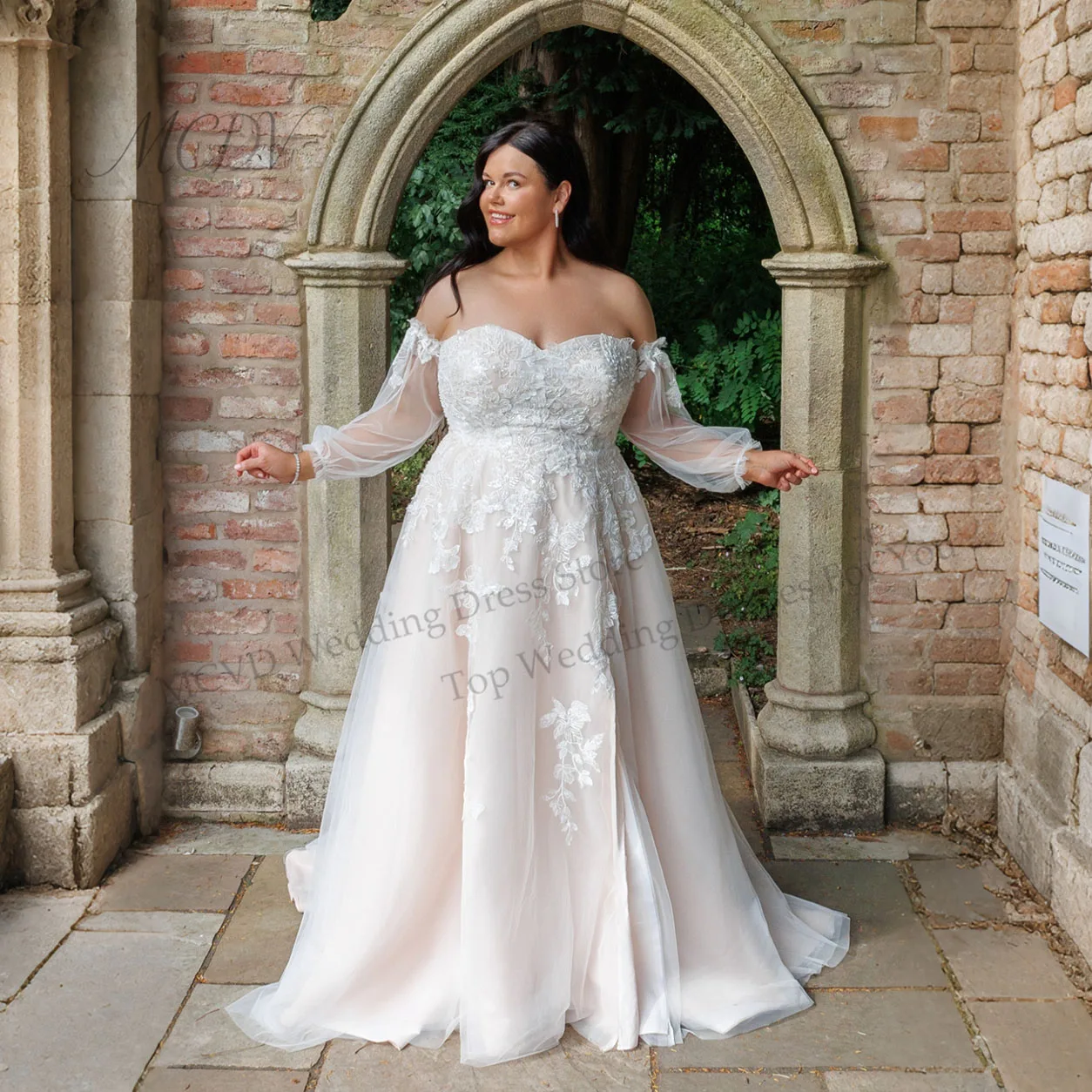 Plus Size Lace Wedding Dresses Removable Puff Sleeve Split Boho Bride Gowns Applique Tulle A-Line robe de mariée Customized